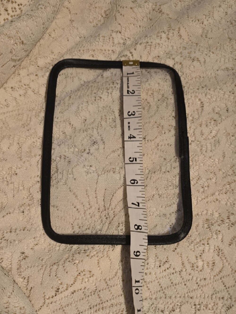 Black Rectangular Silicone Frame - Picture 3 of 3